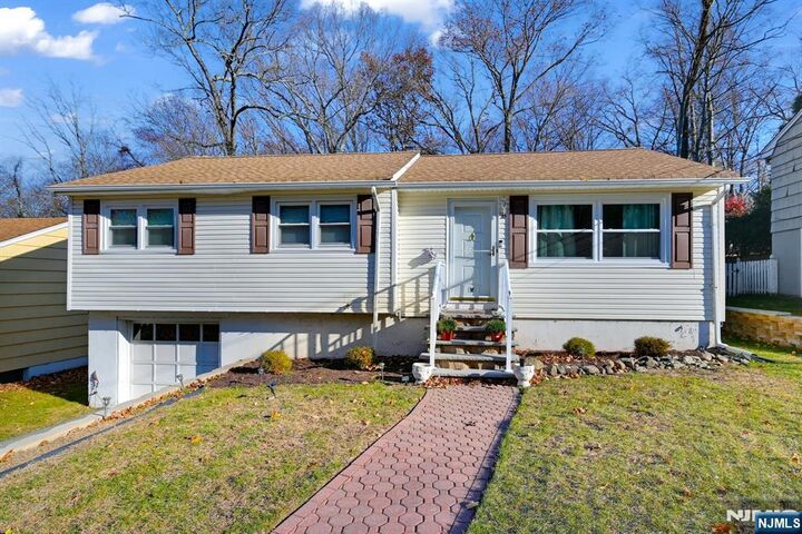 Property Photo:  59 Pawnee Avenue  NJ 07436 