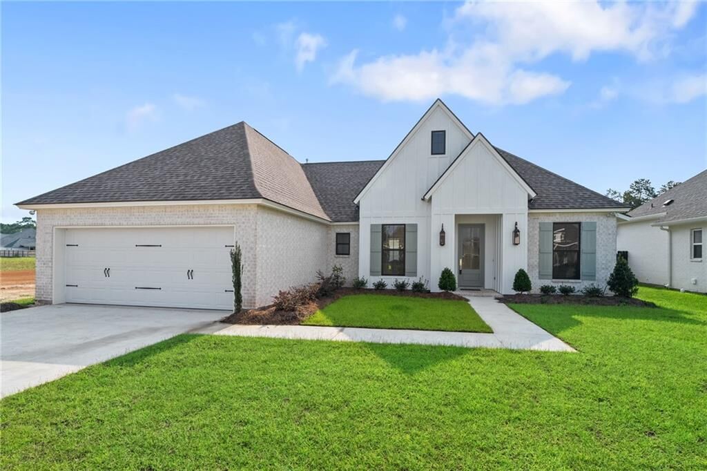 Property Photo:  2020 White Dove Drive  LA 70447 