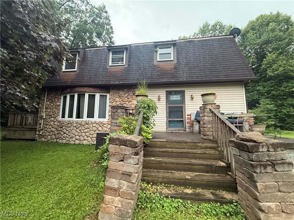 Property Photo: 6 Omalia Drive OH 44440