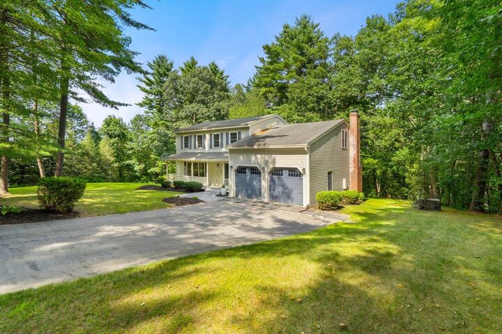 Property Photo: 14 Veronica Drive NH 03110