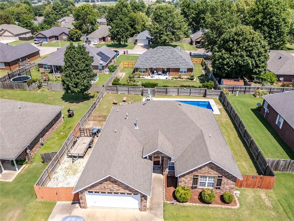 Property Photo: 602 Grant Avenue AR 72753