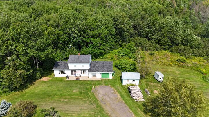 Photo de la propriété: 702 Piusville Road PE C0B 1E0