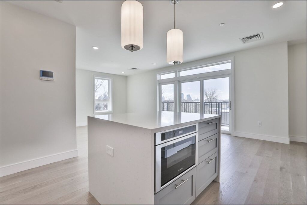 Property Photo:  301 Border St. 507A  MA 02128 