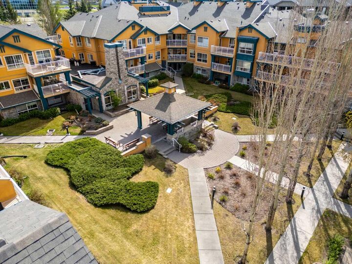 Property Photo:  25 Richard Place SW 306  AB T3E 7N1 