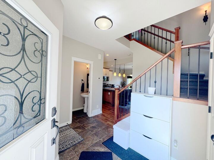 Property Photo:  238 Viscount Drive SE  AB T4R 0M7 