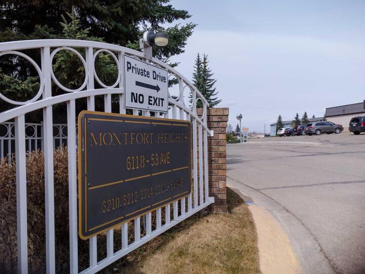 6118 53 Avenue 204  Red Deer AB T4N 6P7 photo