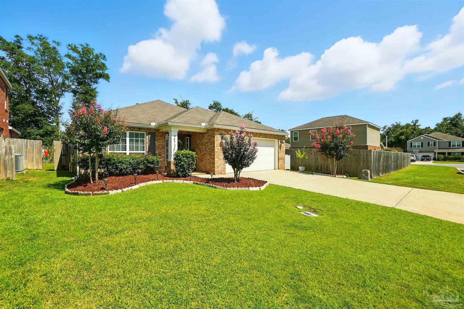 Property Photo: 4734 Apple Field Way FL 32571
