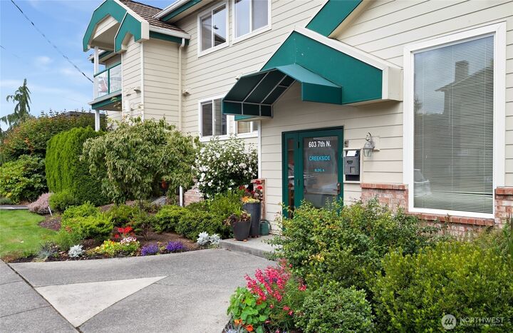 Property Photo: 603 7th Avenue N A301 WA 98020