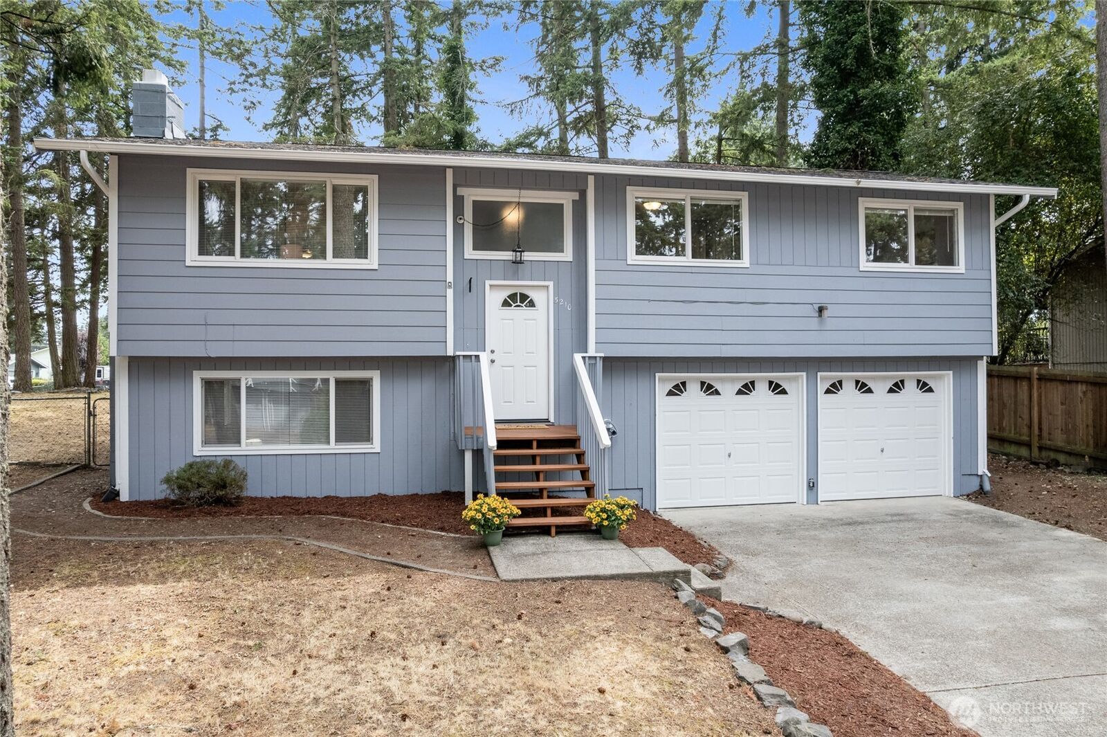 Property Photo:  5210  205th Street Ct E  WA 98387 