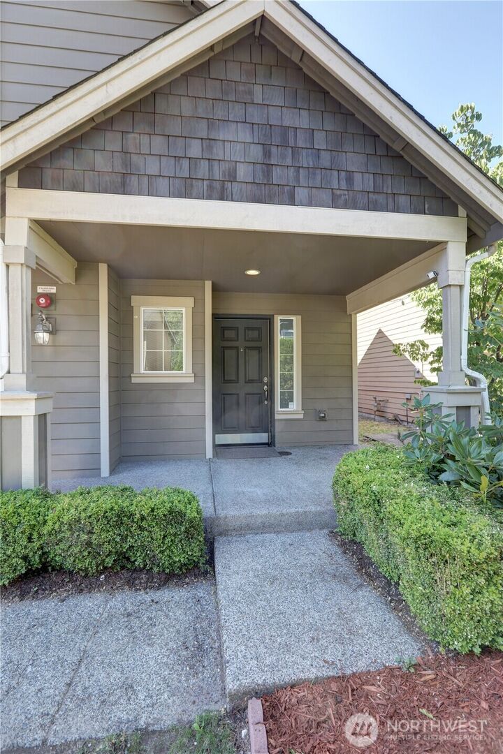 Property Photo:  1516  120th Place SW  WA 98204 