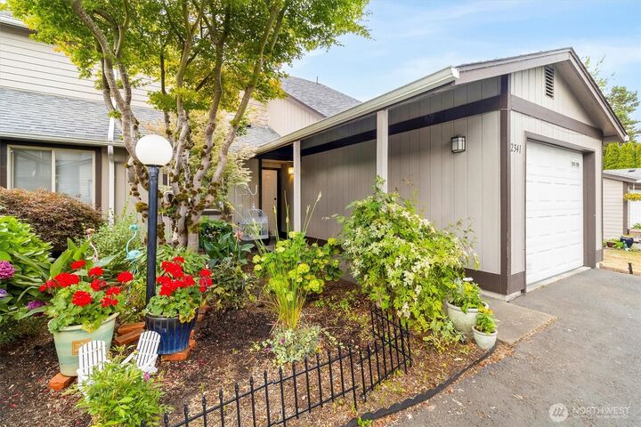 Property Photo: 2341 Michigan Street WA 98229