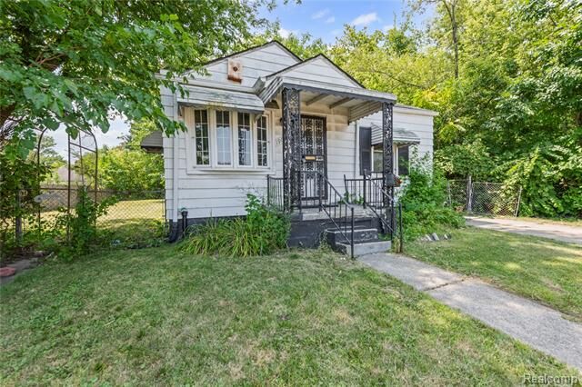 Property Photo:  19623 Goddard Street  MI 48234 