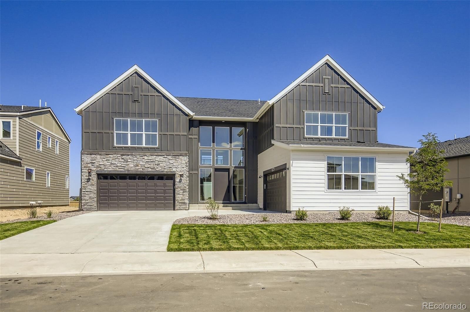 Property Photo:  3136 Westcliff Drive  CO 80538 