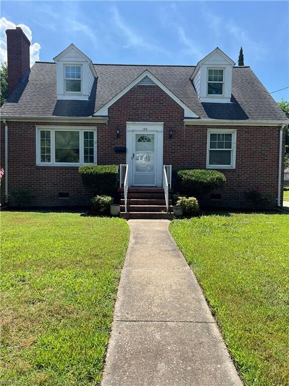 Property Photo: 130 North Ave VA 23601