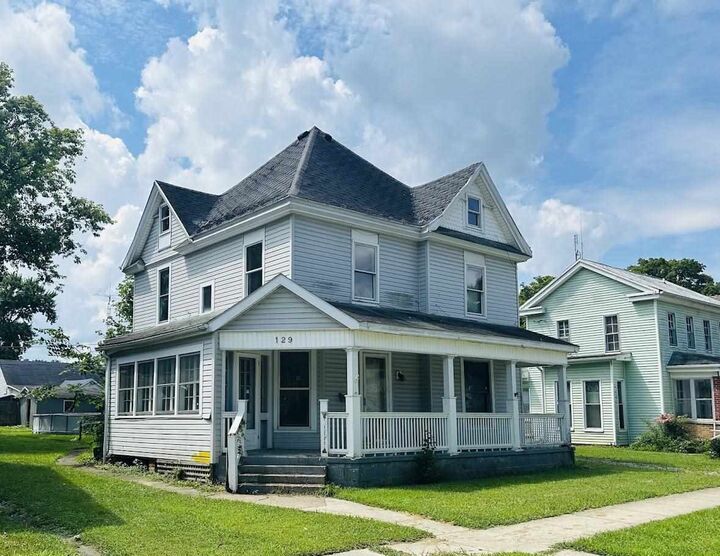 Property Photo:  129 W South Market Street  IN 47346 