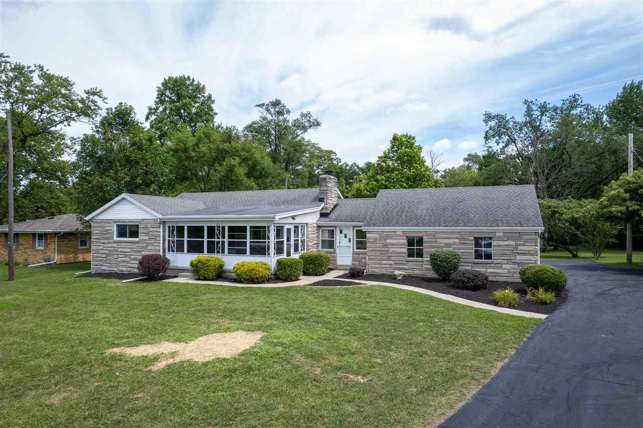 Property Photo: 513 S Round Barn Road IN 47374