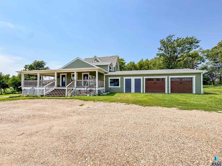 Property Photo: 44543 291st St SD 57070