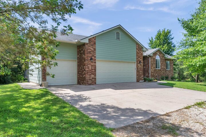 3838 S 154th St E  Wichita KS 67232 photo