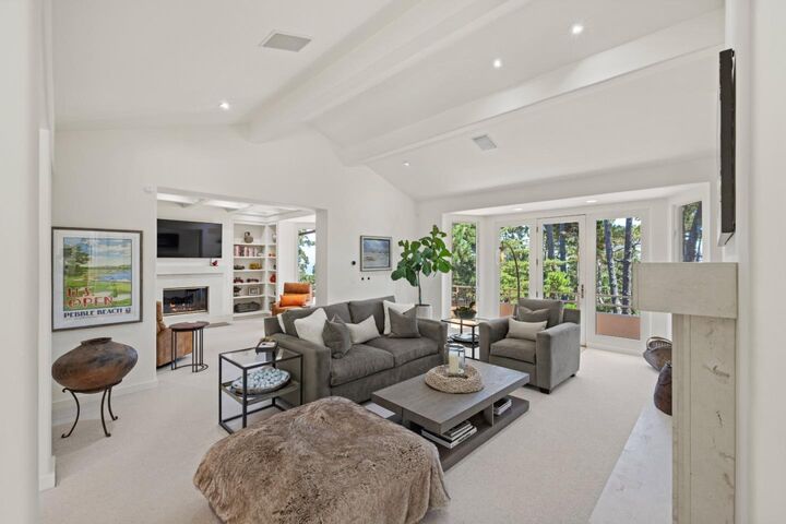 4043 Costado Road  Pebble Beach CA 93953 photo