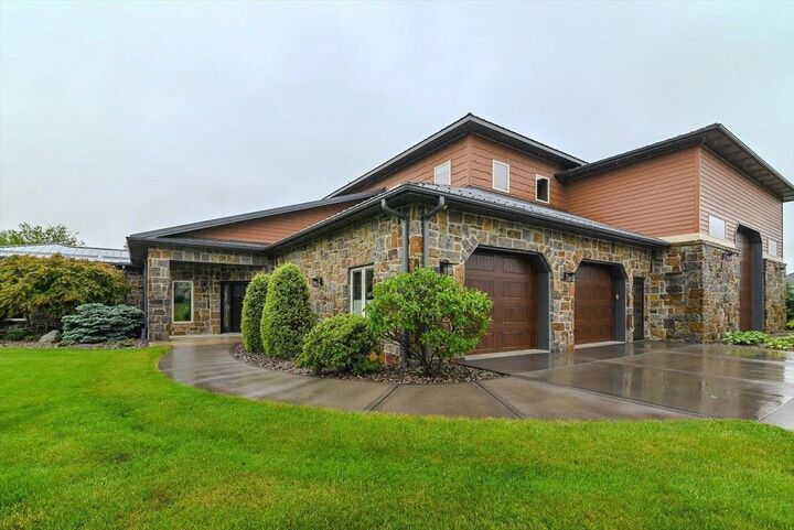 1081 Eagle Court  Edgerton WI 53534 photo
