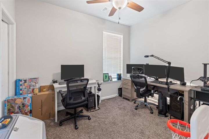 Property Photo:  3200 Crest Lane  LA 70607 