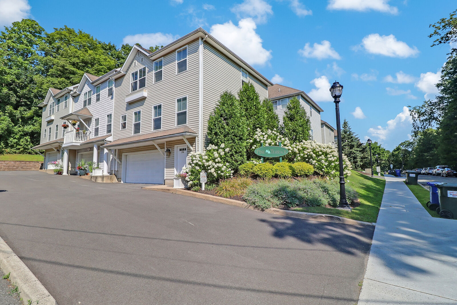 Property Photo:  20 Benedict Avenue A  CT 06810 