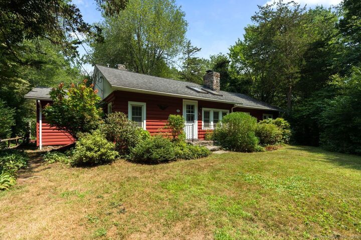 Property Photo:  275 Route 148  CT 06419 