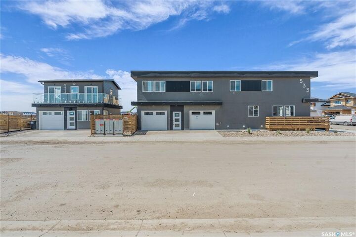 533 Sharma Crescent  Saskatoon SK S7W 1K5 photo
