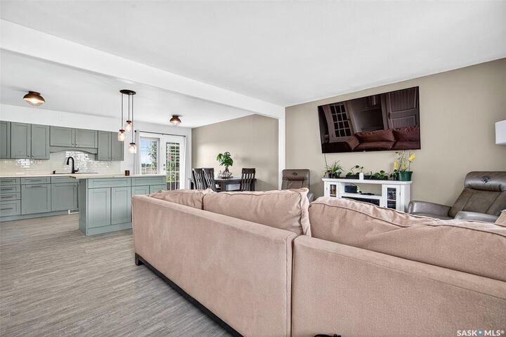 Property Photo:  1211 Stadacona Street W  SK S6H 6J3 