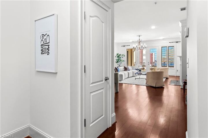 Property Photo: 1 Park Vista Lane 620 NC 27101