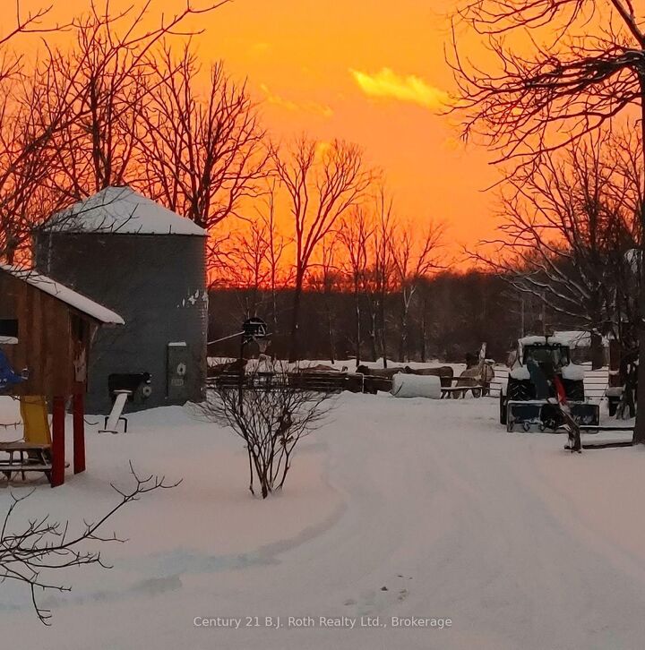 Property Photo:  1579 Wainman Line  ON L0K 1E0 