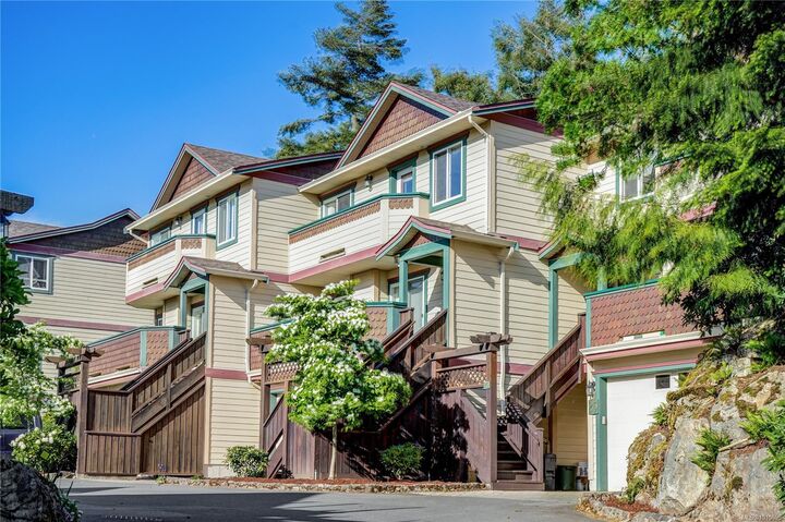 108 Aldersmith Pl 26  View Royal BC V9A 7M8 photo