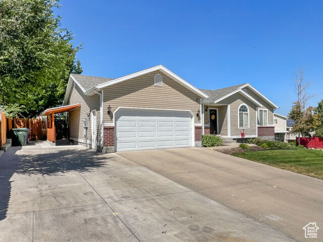 Property Photo: 6396 S Rogue River Ln UT 84118