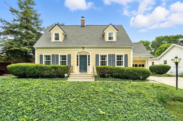 Property Photo:  516 E Court Street  OH 43078 
