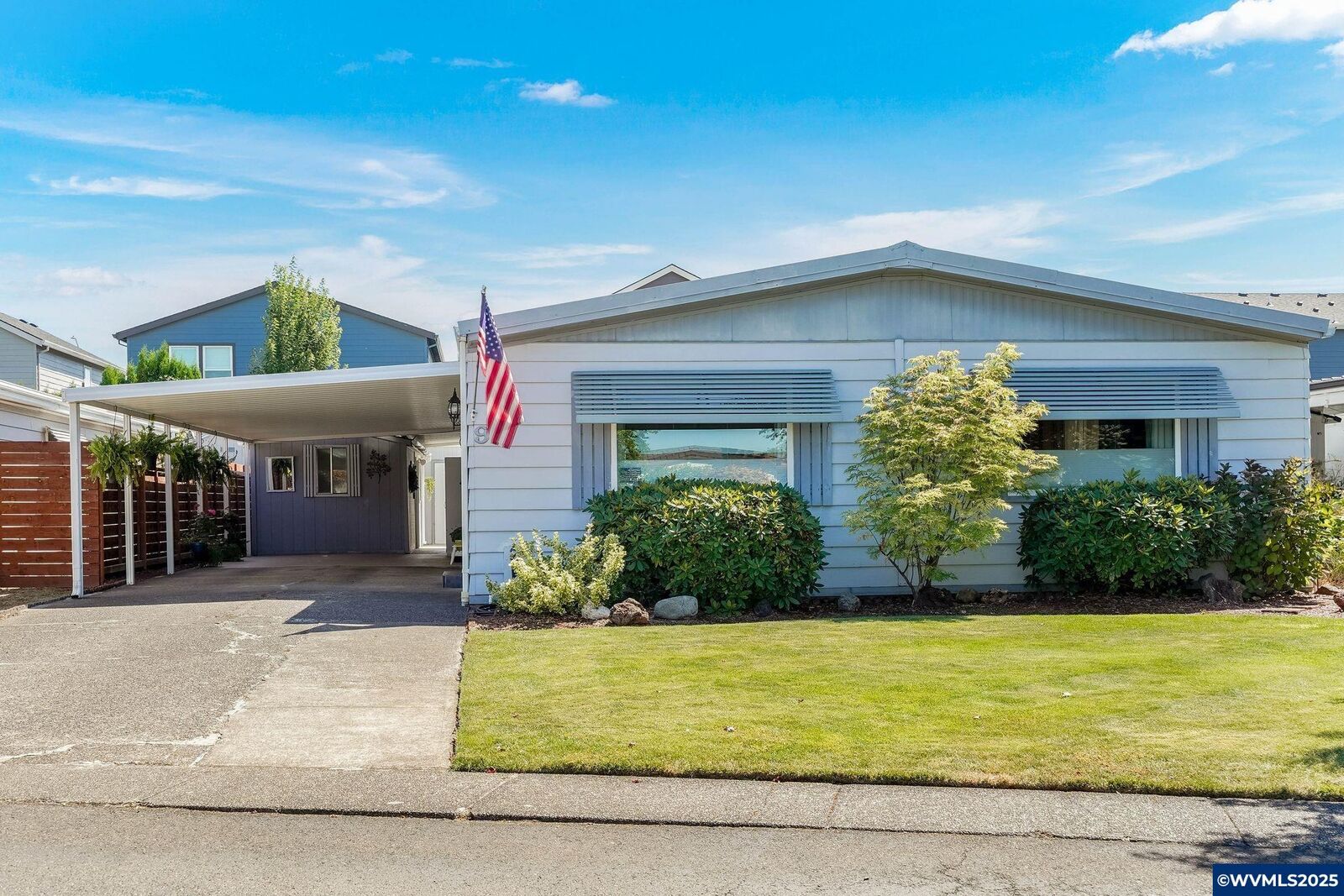 Property Photo: 4730 Auburn Rd 9 OR 97301