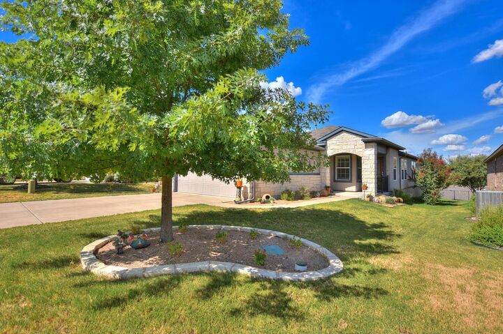 Property Photo:  106 Kickapoo Creek Lane  TX 78633 
