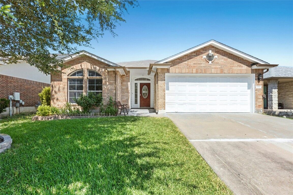 Property Photo:  1712 Darjeeling Drive  TX 78660 