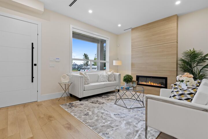 Property Photo: 20142 82 Avenue BC V2Y 2A8