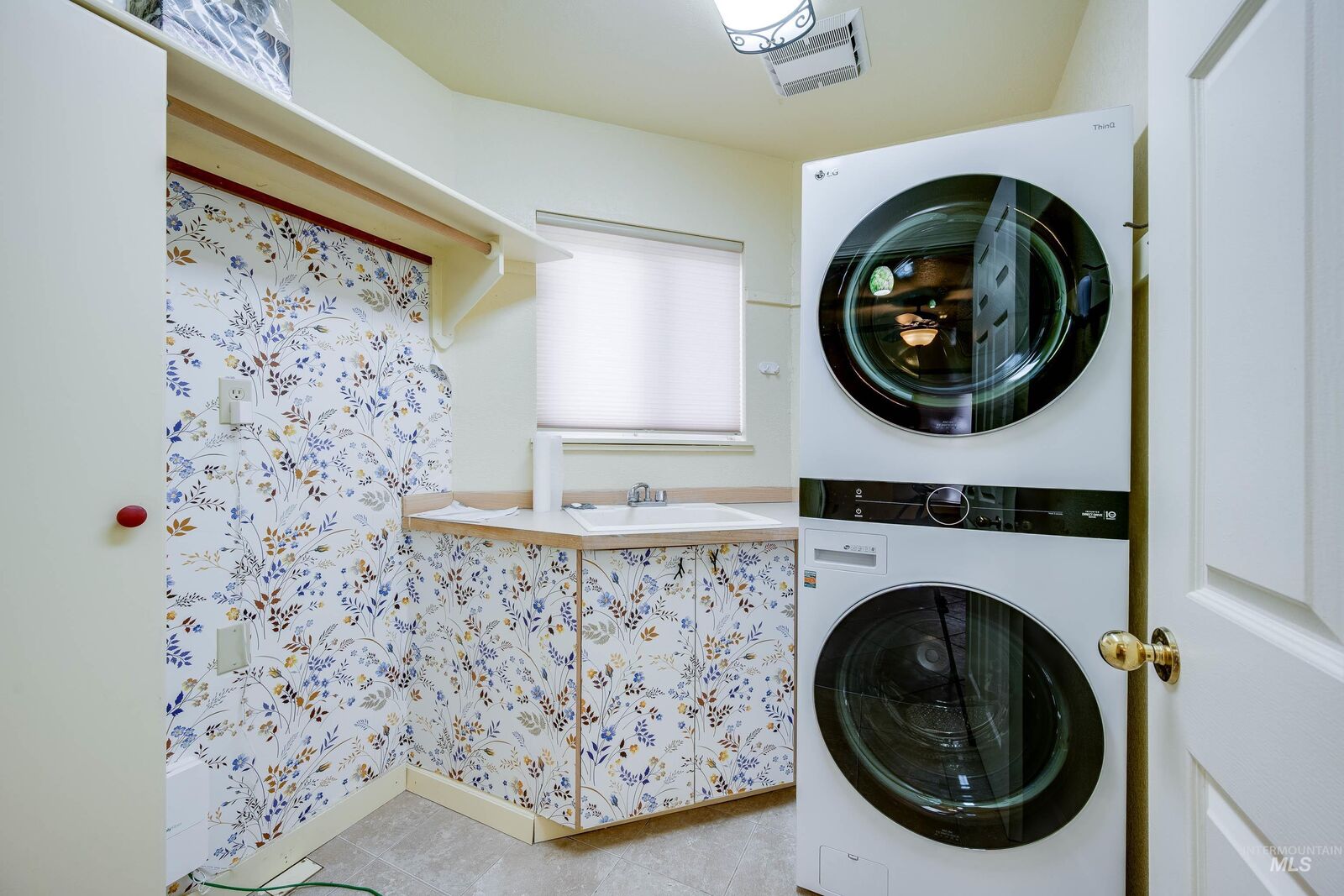 Property Photo:  1616 Shetland Court  ID 83843 