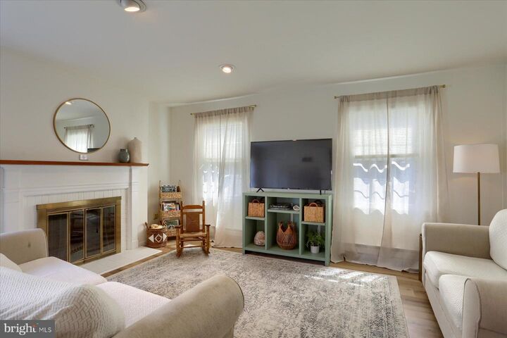 Property Photo: 390 Walton Street PA 17043