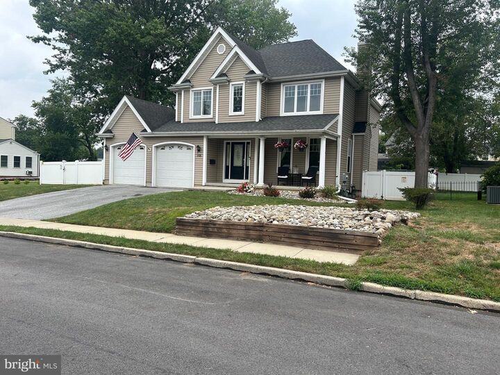 Property Photo: 1025 9th Avenue PA 19033