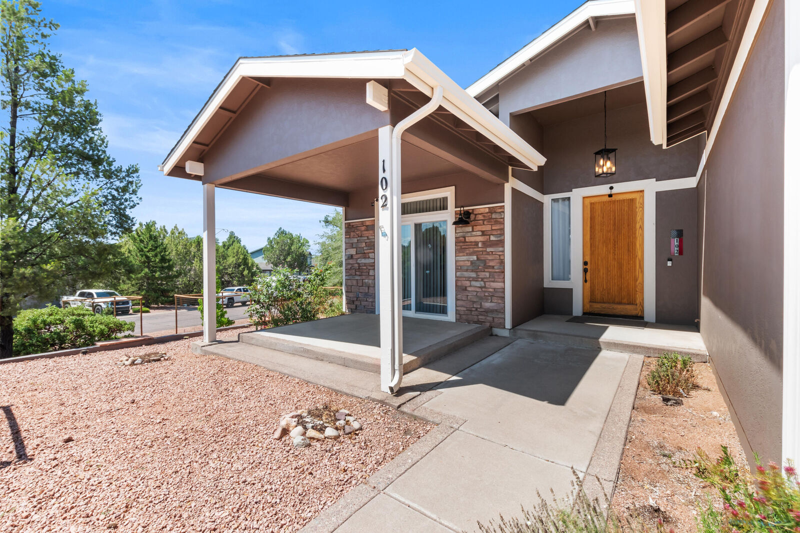 Property Photo:  102 S Whiting Drive  AZ 85541 