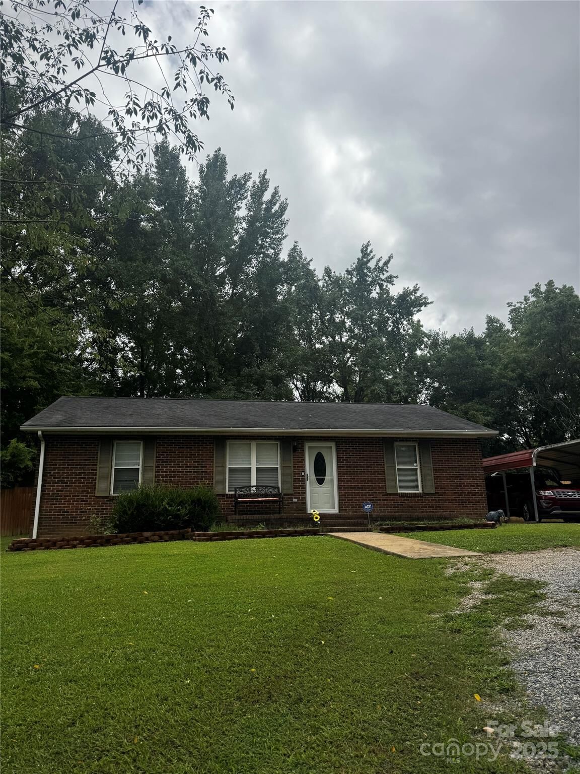 Property Photo:  244 E East Avenue  NC 28110 