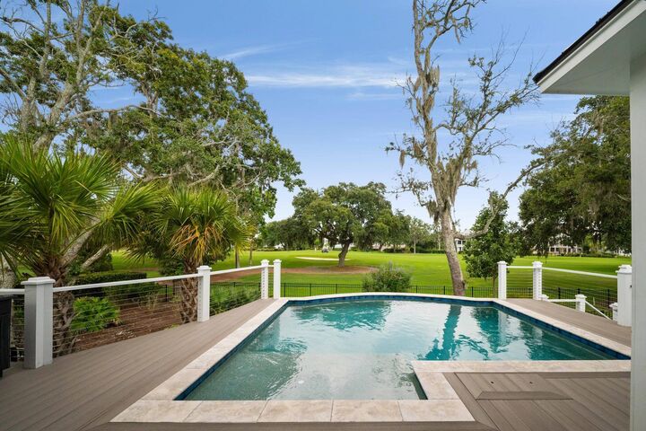 Property Photo:  351 Lesesne Street  SC 29492 