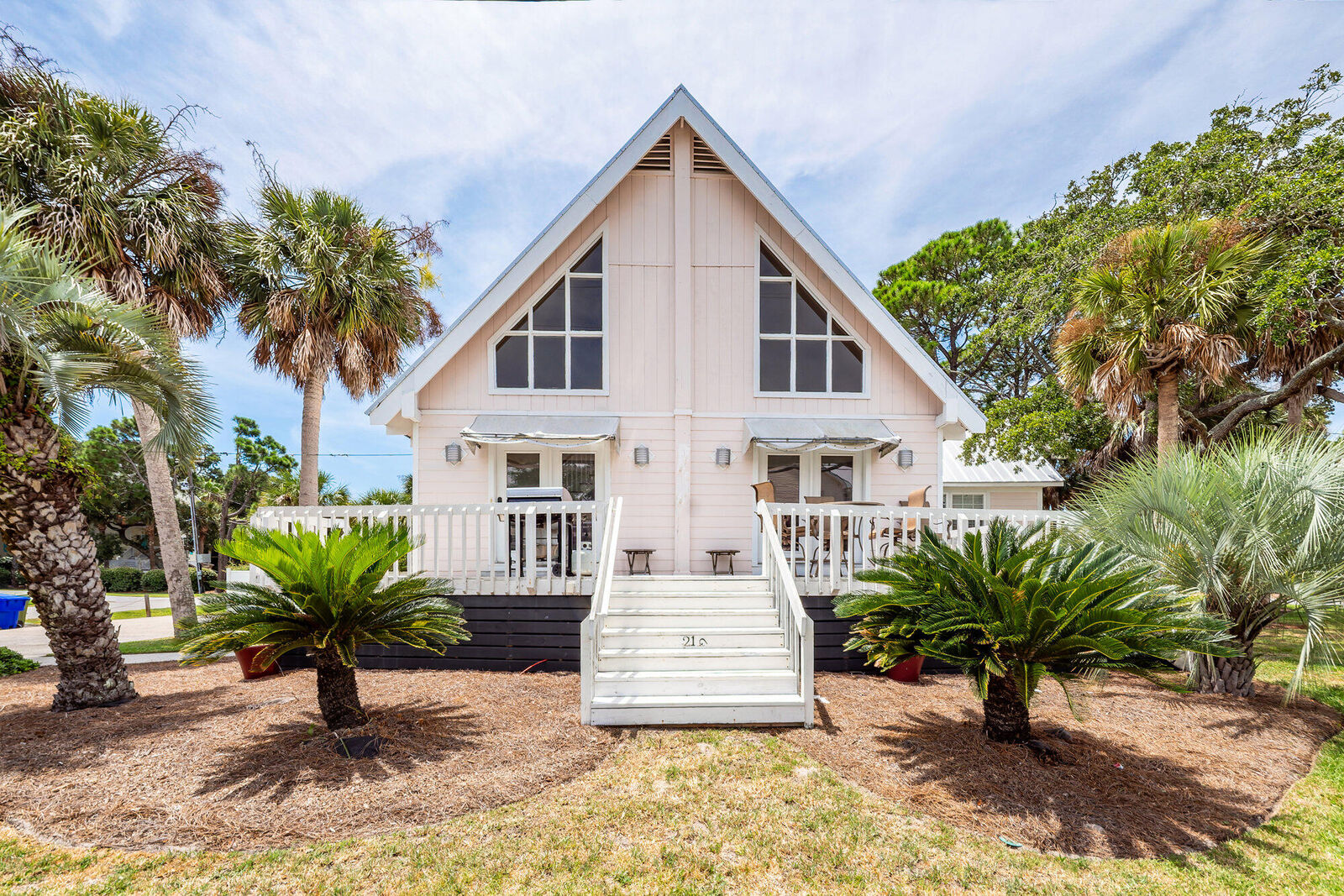 Property Photo:  212 W Indian Avenue  SC 29439 
