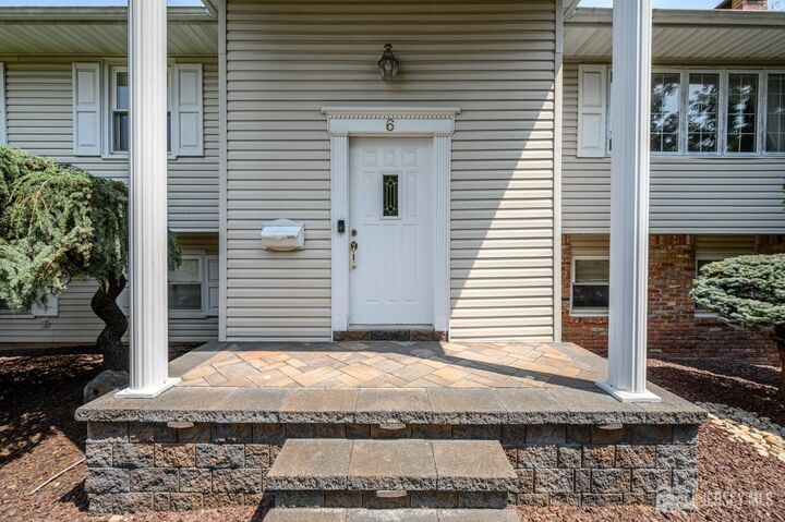 Property Photo:  6 Boyler Court  NJ 08872 