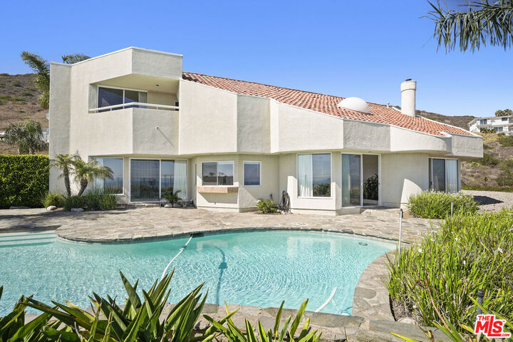 32215 Pacific Coast Hwy  Malibu CA 90265 photo