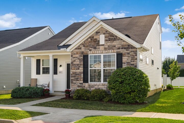 Property Photo: 5621 Ellis Brook Drive OH 43016