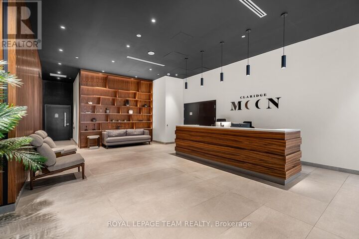 Property Photo: 340 Queen Street 2603 ON K1R 0G1