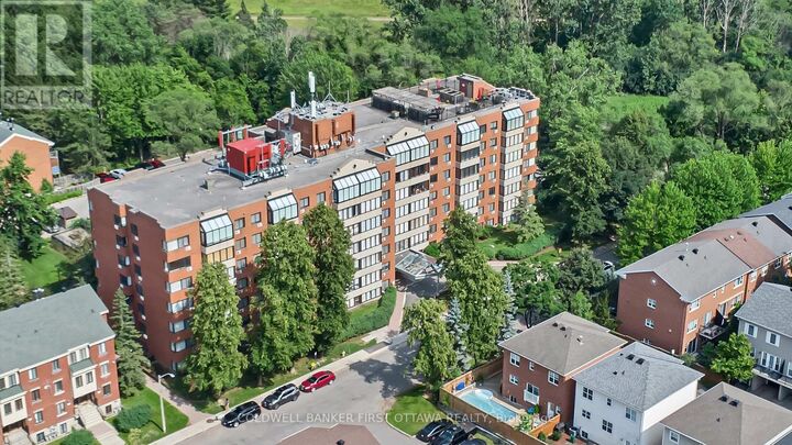 Property Photo:  225 Alvin Road 111  ON K1K 4H6 